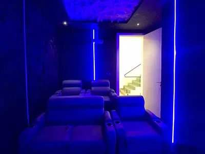 5-Bedroom Luxury Home with BQ, Pool — Ikate, Lekki, Lagos