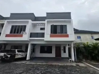 Fully Serviced 4 Bedroom Corner Piece Terrace Duplex. — Ologolo, Lekki, Lagos