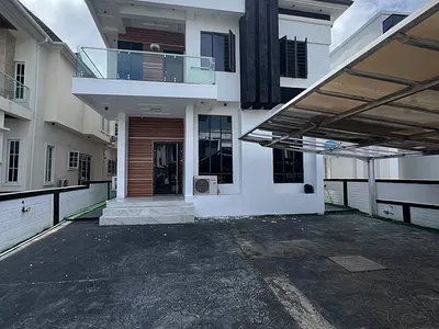 5 Bedroom Fully Detached Duplex — Lekki, Lagos
