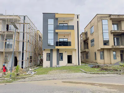 Thoughtfully Designed 5-Bedroom Detached Duplex with Boys' Quarters — Gwarinpa, Abuja