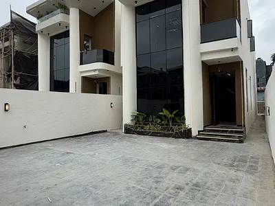 5 Bedroom Detached Duplex — Lekki, Lagos