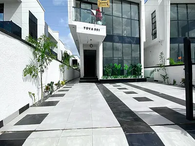 5 Bedroom Detached Duplex with Pool and Gym — Ajah, Lagos