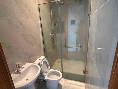 Semi Master's Upstairs Bedroom Inside a Shared Duplex . — Lekki, Lagos