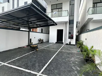 Exquisite 5 Bedroom Detached Duplex with Swimming Pool — Lekki, Lagos