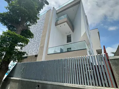 Luxury Smart 5 Bedroom Detached House with BQ — Ikoyi, Lagos