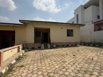 4 Bedroom Semi-Detached Bungalow — Carlton Gate Estate, Ibadan, Oyo