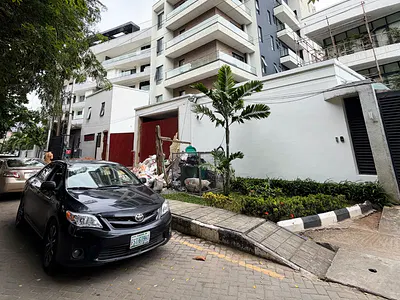 4 Bedroom Flat with 2 BQS — Ikoyi, Lagos
