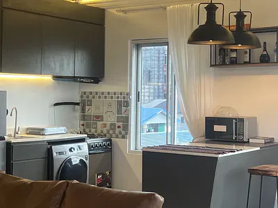 Cozy 1 Bedroom Penthouse with Private Access and Great City Views — Ikeja, Lagos