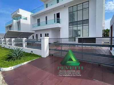 Luxury 5 Bedroom Fully Detached Duplex + BQ, Cinema, Gym — Ajah, Lagos