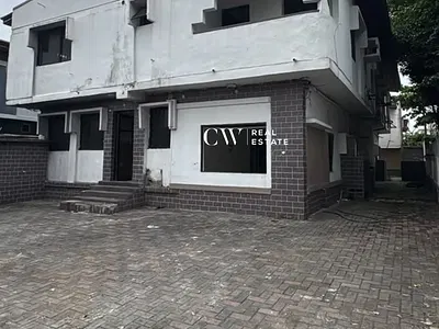 9 Bedroom Commercial Property — Victoria Island (VI), Lagos