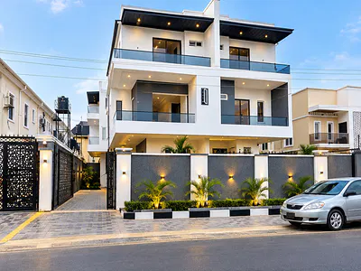 5 Bedroom House with BQ and Garage — Gbagada Phase 2, Gbagada, Lagos