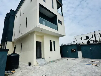 5 Bedroom Fully Detached Duplex — GRA Phase 2, Magodo, Lagos