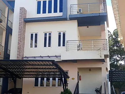 Newly Vacated 4 Bedroom Terraced Duplex with BQ — Coza, Guzape District, Abuja