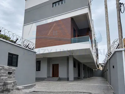 4 Bedroom Terraced Duplex — Magodo, Lagos