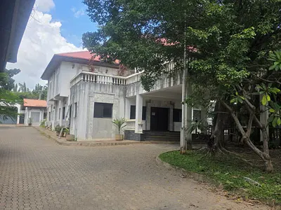 5 Bedroom Duplex with 6 Rooms Guests — Asokoro District, Abuja