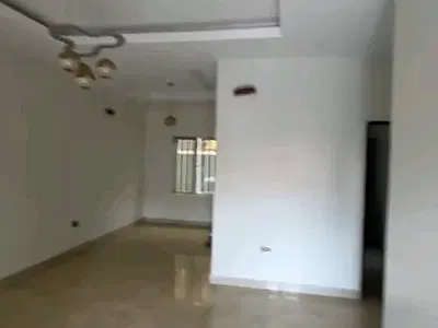 Newly Renovated Spacious 2 Bedroom Ground Flat — New Garage, Oworonshoki, Kosofe, Lagos