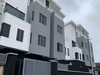 5 Bedroom Semi-Detached Duplex — Lekki, Lagos