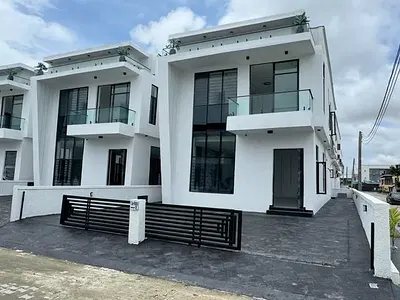 Luxury 5 Bedroom Detached Duplex with Boys Quarter — Ajah, Lagos