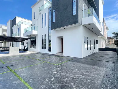 Beautiful 5 Bedroom Home — Osapa, Lekki, Lagos