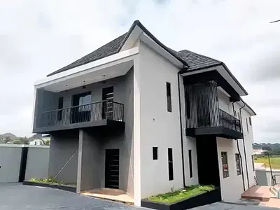 Luxury 6-Bedroom Duplex with Pool — 3rd Close, Federal Housing Estate (Malaysia Estate), Asaba, Delta