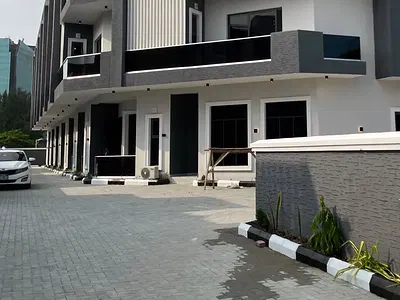 4-Bedroom Terraced Duplex with Swim Pool — Oniru, Victoria Island (VI), Lagos