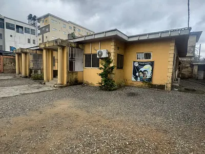 3 Bedroom Semi-Detached Bungalow — Ikeja GRA, Ikeja, Lagos
