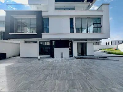5-Bedroom Detached Luxury Residence — Osapa, Lekki, Lagos