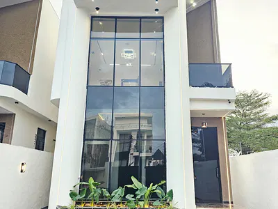 Brand New 5 Bedroom Duplex — Lekki, Lagos
