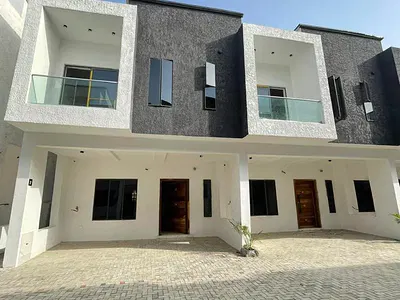 Luxury 4 Bedroom Terraced Duplex with Excellent Facility — Lekki, Lagos