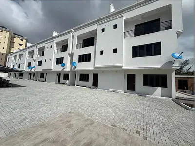 5 Bedroom Terraced House — Ikoyi, Lagos