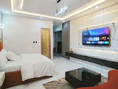 Studio Apartment with Swimming Pool — Ugbor, GRA, Benin, Oredo, Edo