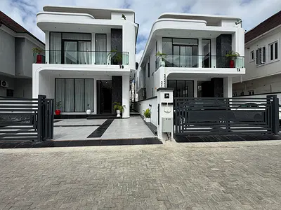 Luxurious and Modern 5 Bedroom Fully Detached Duplex with Pool — Lekki, Lagos