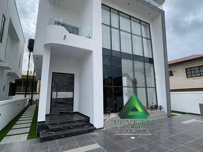 5 Bedroom Detached Duplex + BQ, Swimming Pool — Ajah, Lagos