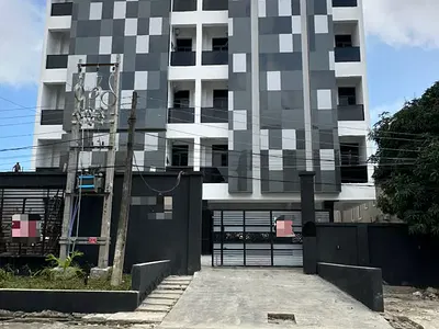 2 Bedroom Apartment with Pool and Gym — Lekki Phase 1, Lekki, Lagos