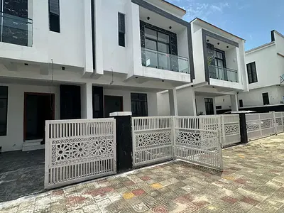 4 Bedroom Terraced Duplex — Lekki, Lagos