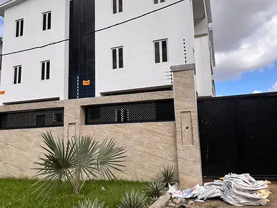 Luxury 5 Beds Semidetached Duplex with Family Lounge and BQ — Jahi, Abuja