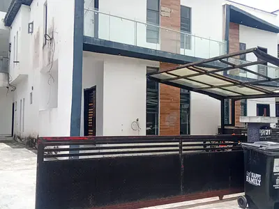 Luxury 4 Bedrooms Terraced Duplex — Lekki, Lagos