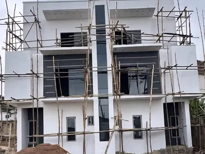 5 Bedroom Semi-Detached Duplex with BQ — By Jagz Hotel, Opposite Rotary Club, Ibadan, Oyo