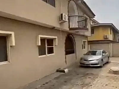 Decent 3 Bedroom in an Estate — Maryland, Lagos