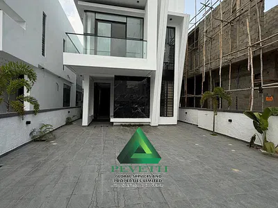 Luxury 5 Bedroom Fully Detached Duplex + BQ, Gym, Pool — Chevron Toll Gate, Lekki, Lagos