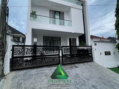 Contemporary 5 Bedroom Fully Detached Duplex + BQ, Cinema — Ikota, Lekki, Lagos