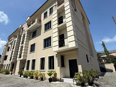 Beautiful 4 Bedroom Terraced Duplex with Swimming Pool and BQ — Ikoyi, Lagos