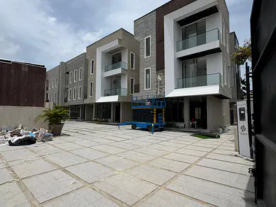 New Luxury 4 Bedroom with Cenima Pool Gym Rooftop Terrace — Parkview, Ikoyi, Lagos