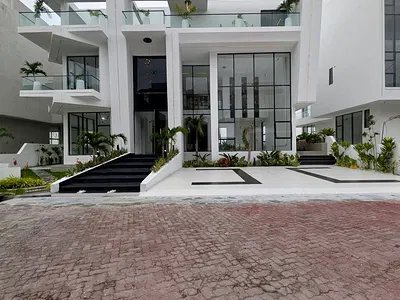 5 Bedroom Smart Home with Swimming Pool — Osapa London, Osapa, Lekki, Lagos