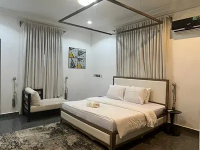 Elegant Two-Bedroom Apartment — Guzape District, Abuja
