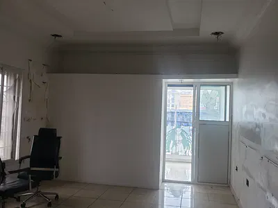44SQM Serviced Shop with a Show Glass. — Lekki Phase 1, Lekki, Lagos