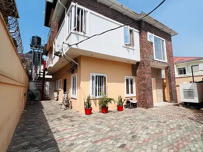 Luxuriously Furnished 1 Bedroom Apartment — Lekki, Lagos