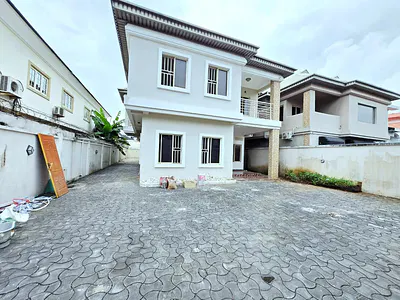 Under Renovation 5 Bedroom Fully Detached Duplex — Lekki Phase 1, Lekki, Lagos
