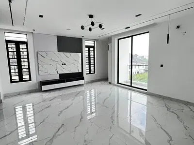 5 Bedroom Detached House with Pool — Lekki, Lagos