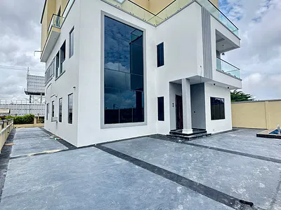 5 Bedroom Detached Duplex — Chevron, Lekki, Lagos